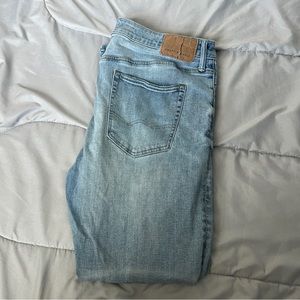 Used Athletic Fit American Eagle Jeans 36x30